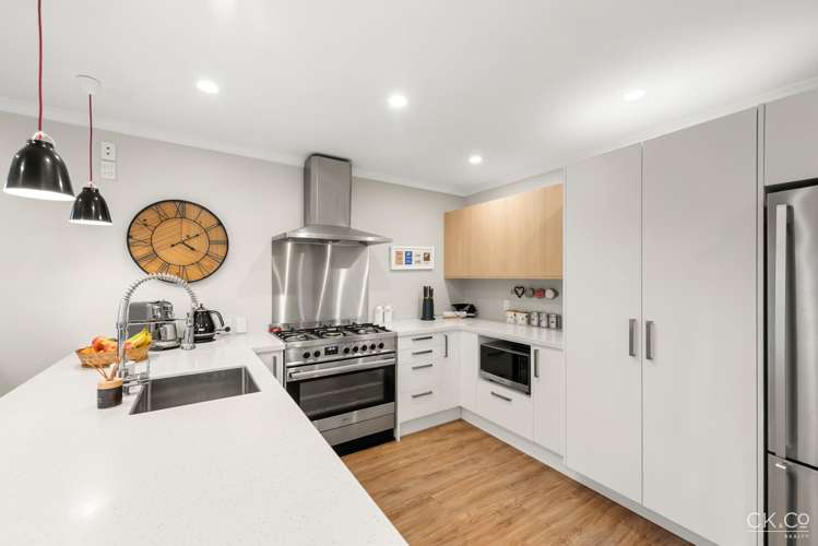 39 Cudby Street Woburn_5