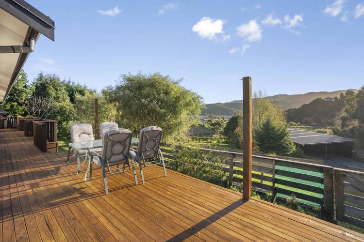 34 Pencarrow Crescent Wainuiomata_9