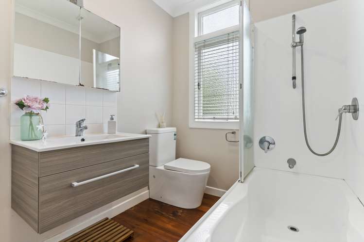 23b Whitford Avenue Mount Wellington_17