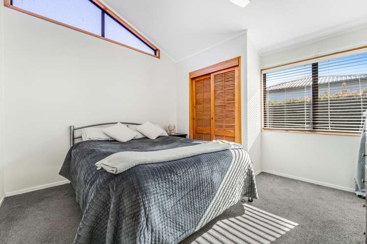 2/153 Whitford Road Somerville_13
