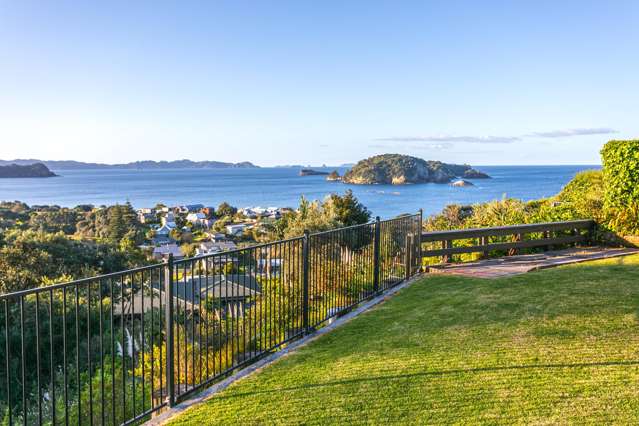 5/11C Christine Terrace Hahei_4