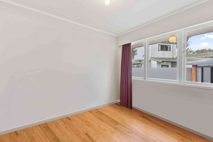 7 James Place Opaheke_12