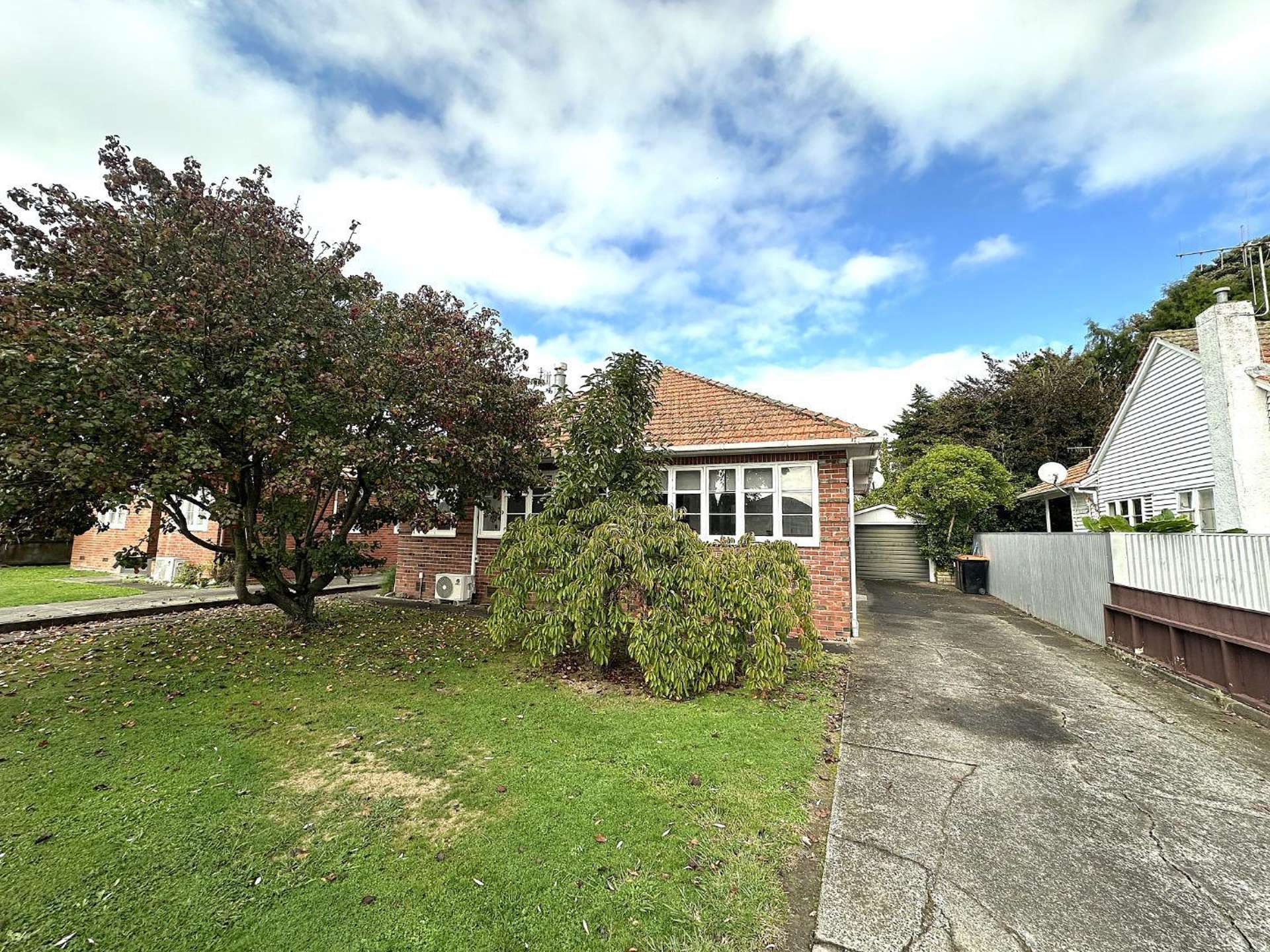 260 College Street West End_0