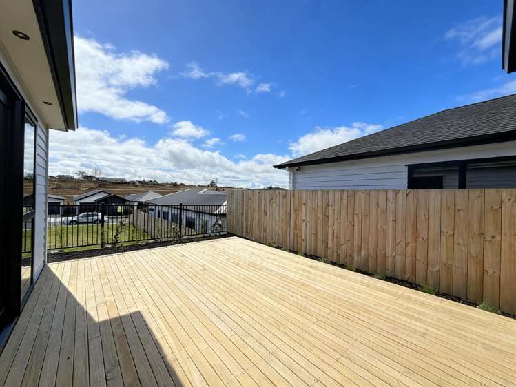 42 Tukutata Crescent Wainui_19
