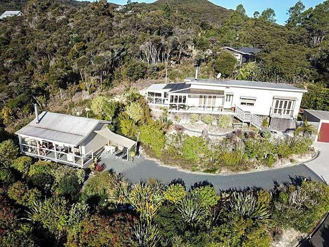 9 Toi Track Russell_1