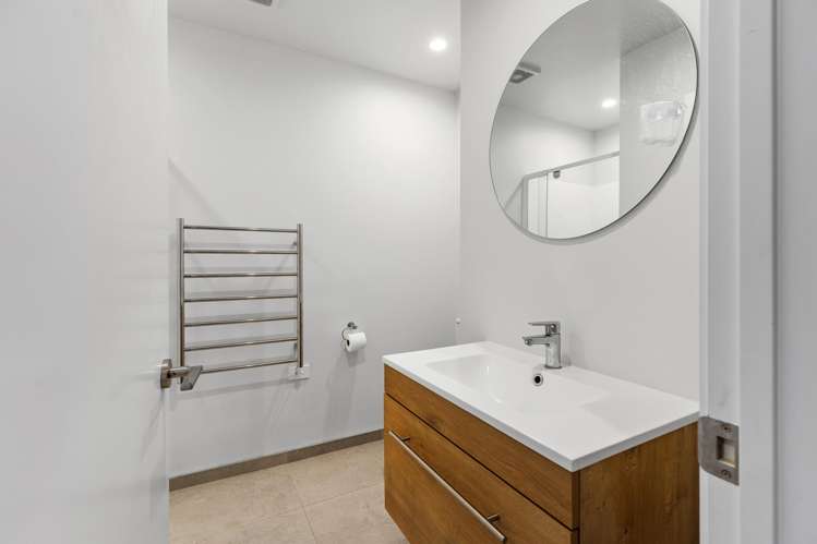 1/32 Frederick Street Waltham_10