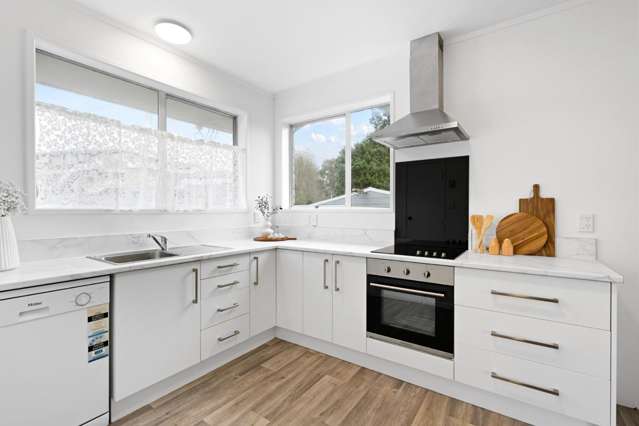 1234A Victoria Street 3295_3