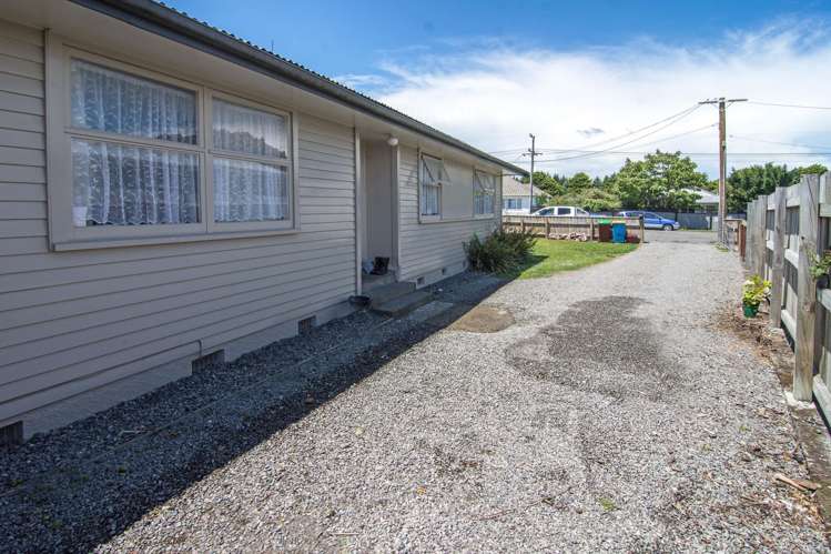 65 River Road Masterton_1