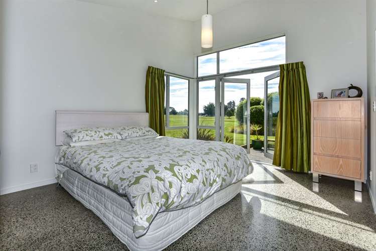 18 Fishermans Rest Waimairi Beach_19