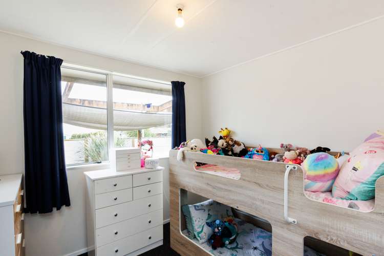 24 Kowhai Street Tokomaru_12