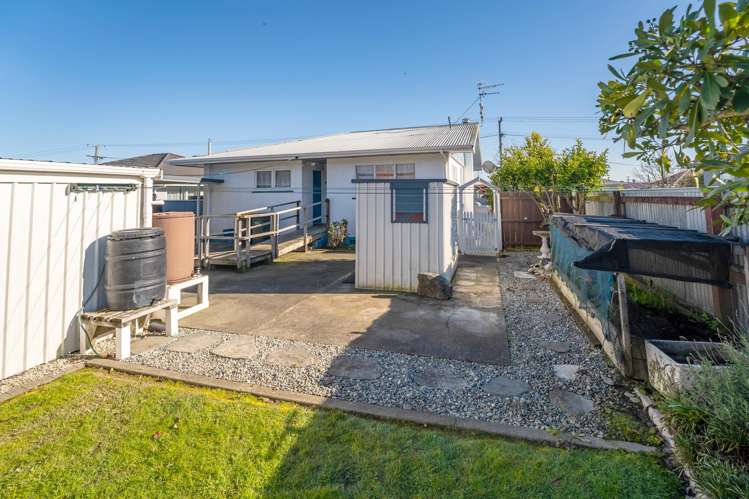 38 Croucher Street Richmond_12