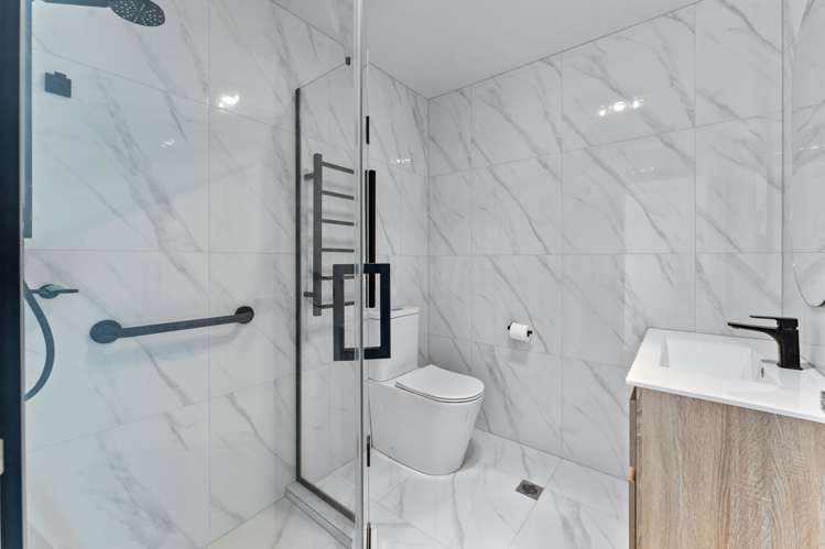 7/27 Carole Crescent Pakuranga Heights_15
