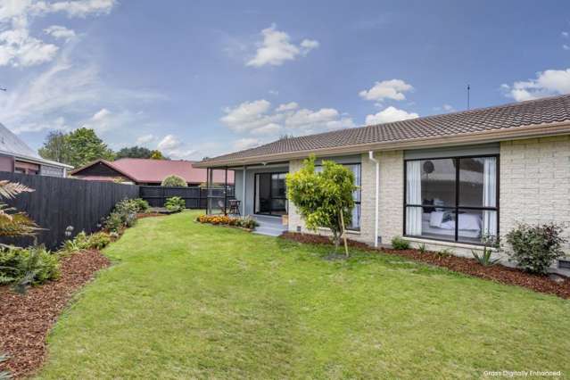 Fully Fenced On Quiet Tree-Lined Street!