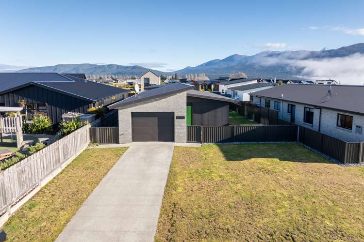 51 Takitimu Avenue Te Anau_28