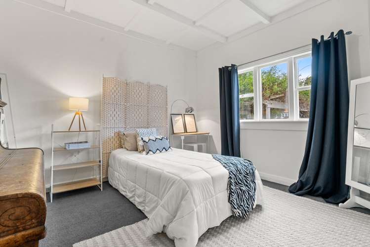 8 Vinter Terrace Mount Albert_18