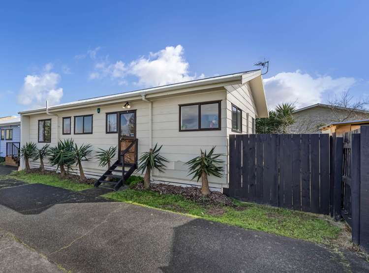 2/19 Smiths Avenue Papakura_2