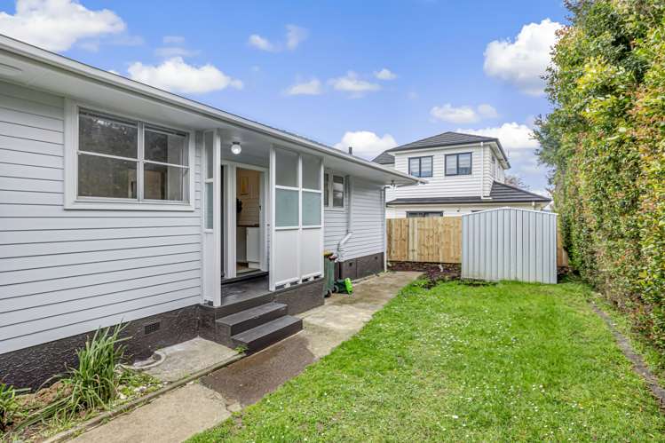 162 Robertson Road Mangere East_13