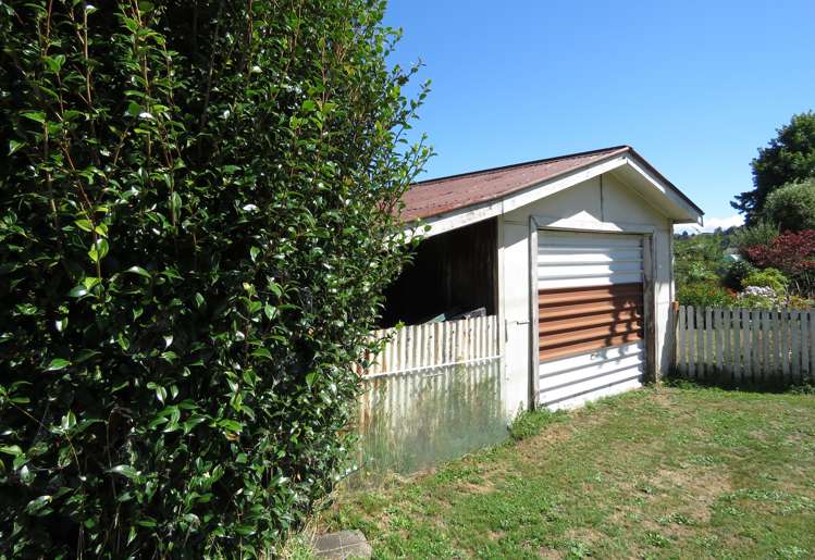 8 Walsh Street Reefton_8