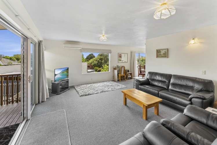 23 Washbourn Drive Richmond_9