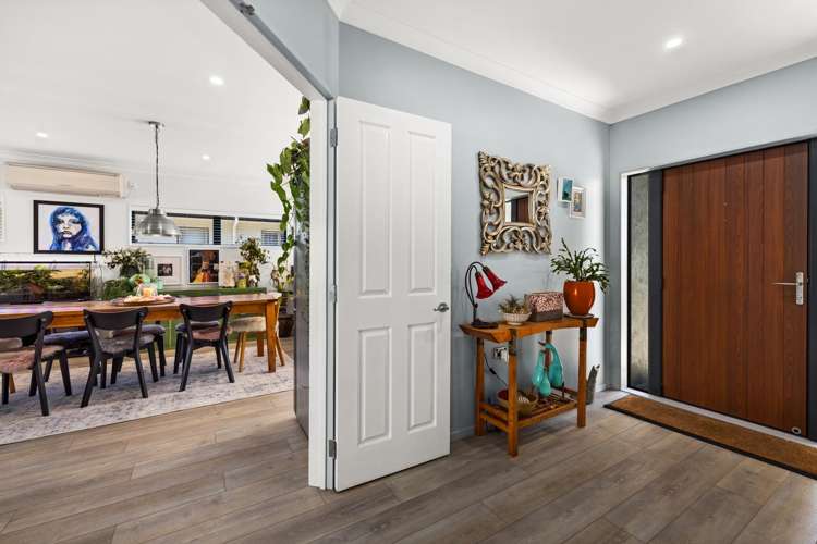 18 Delta Mews Place Clive_6