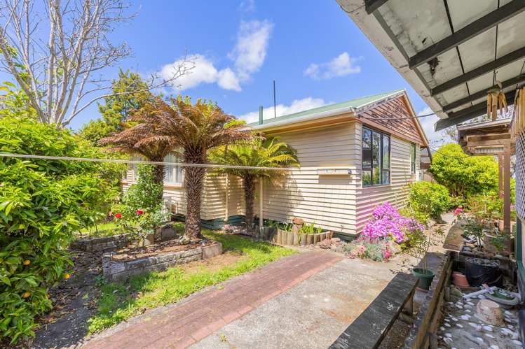 47 Te Rangitautahanga Road Turangi_12