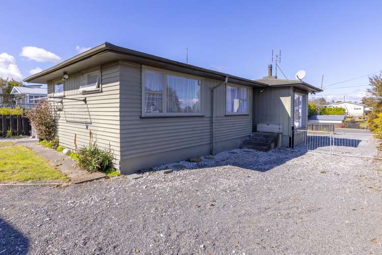 18 Waitahanui Avenue Taupo_9