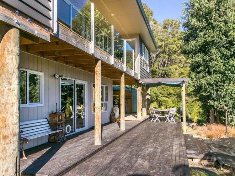 98 Moetapu Bay Road Anakiwa and Surrounds_13