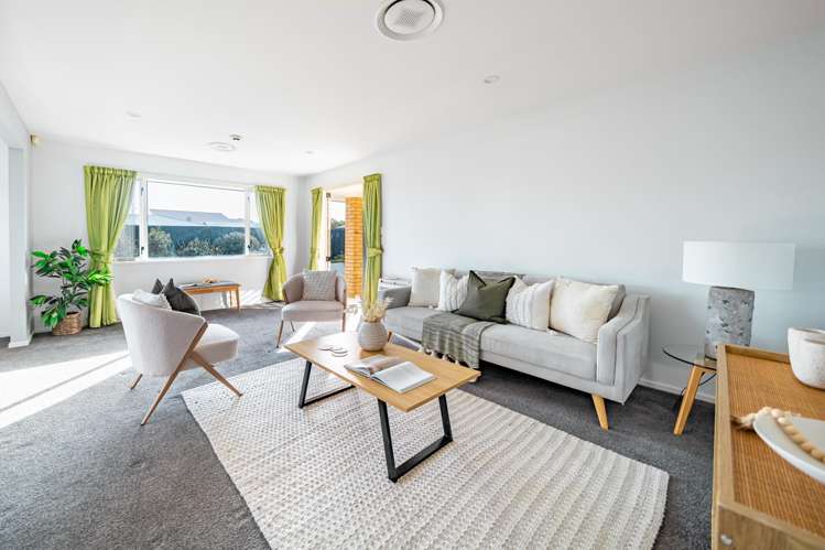 112 Gayhurst Road Dallington_14