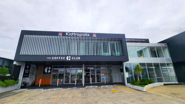 PRIME LINCOLN ROAD RETAIL OFFER