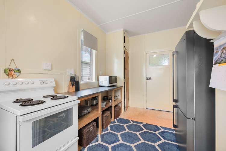 70 Endeavour Street Lyall Bay_10