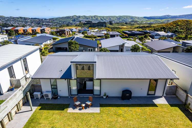 32 Lacebark Lane Woodridge_20