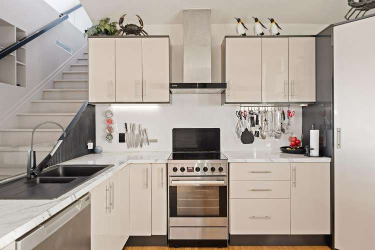 2 Tuahine Crescent Wainui_6