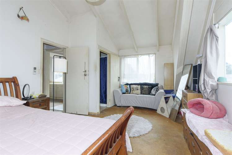 31 Cobham Crescent Kelston_9