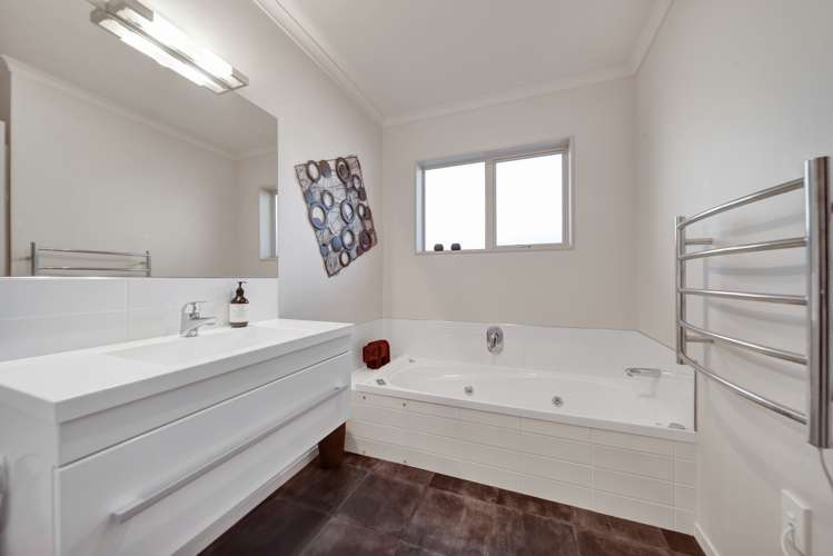 2 Murdoch Street Hawera_9