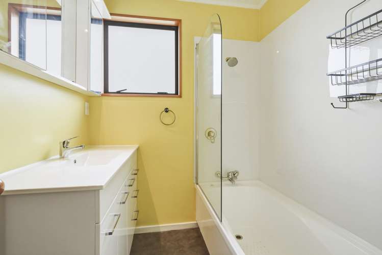 257 Clyde Street Balclutha_11