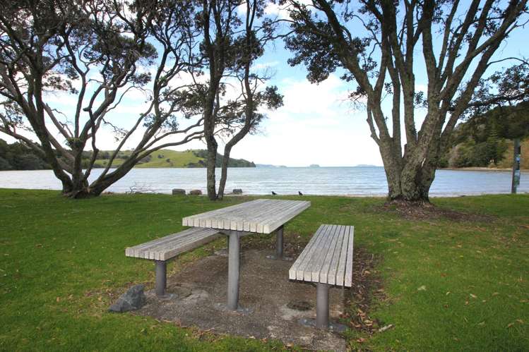27 Clinton Road Matakana_15