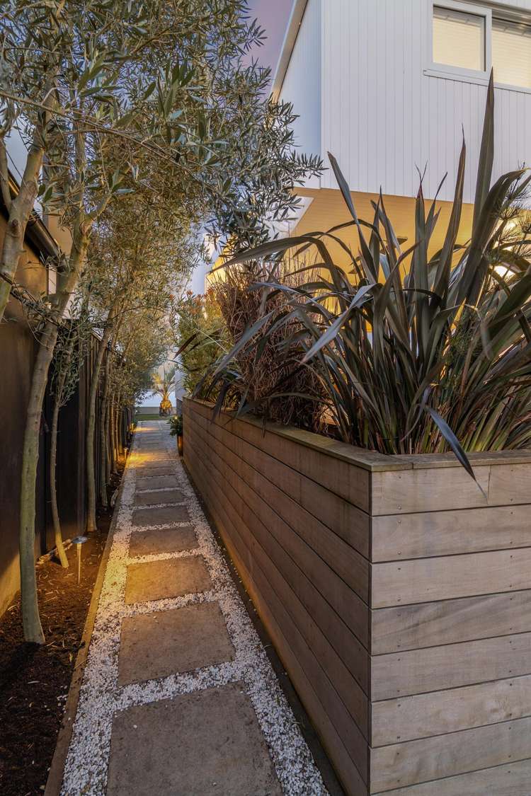 117 Main Road Redcliffs_34