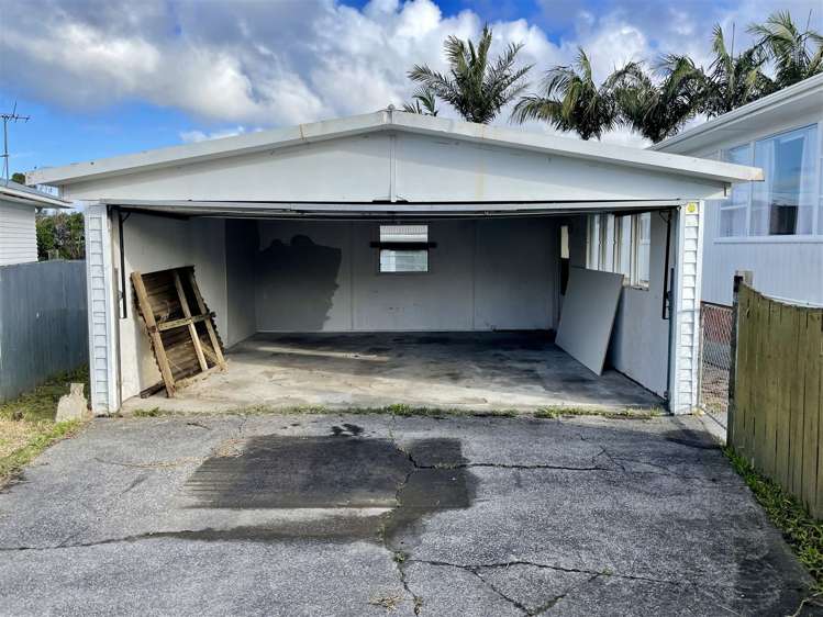 165 Te Atatu Road Te Atatu South_21