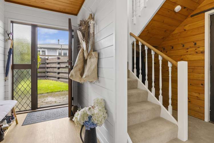 27 Kotare Street Hilltop_18