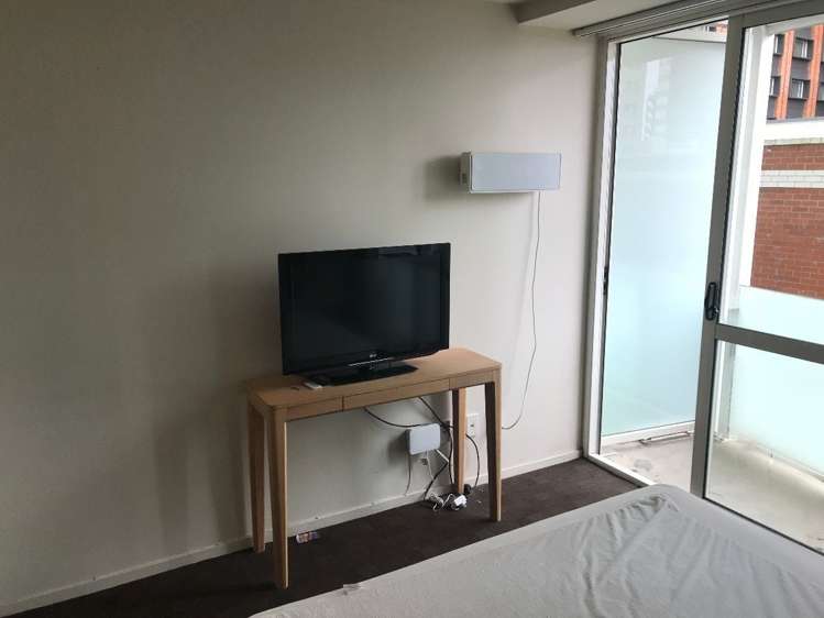 812/10 Waterloo Quadrant Auckland Central_5