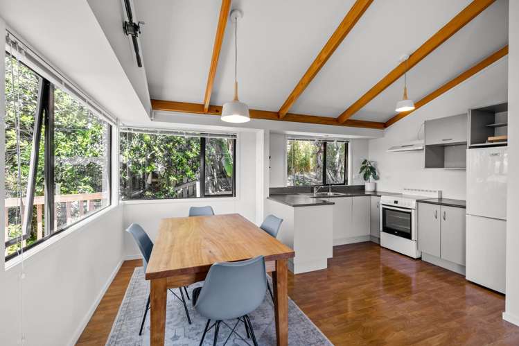 2 Heather Street_5