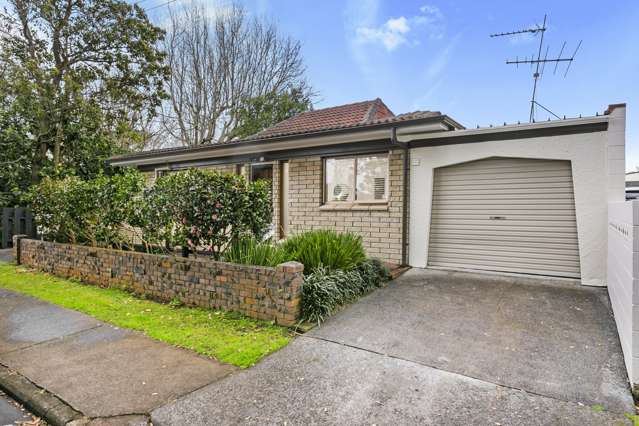 1/2 Park Gardens Onehunga_1