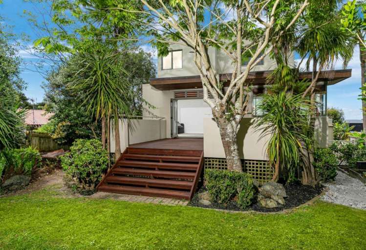 71a Cliff Road Torbay_1