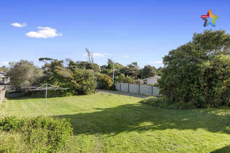 67 Tasman Road Otaki Beach_16