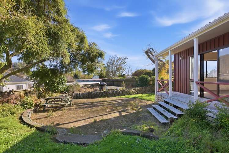 14 Dunn Street Egmont Village_13