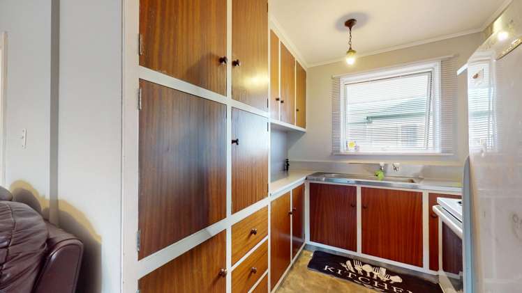 42 and 44 Chalmers Avenue Hampstead_13