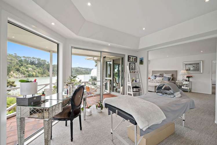 14 Oscar Road Greenhithe_31