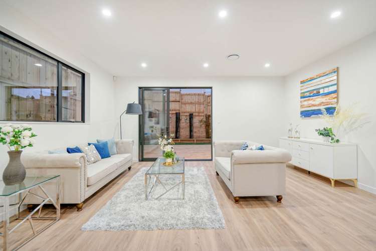 8 Kakau Lane Flat Bush_6