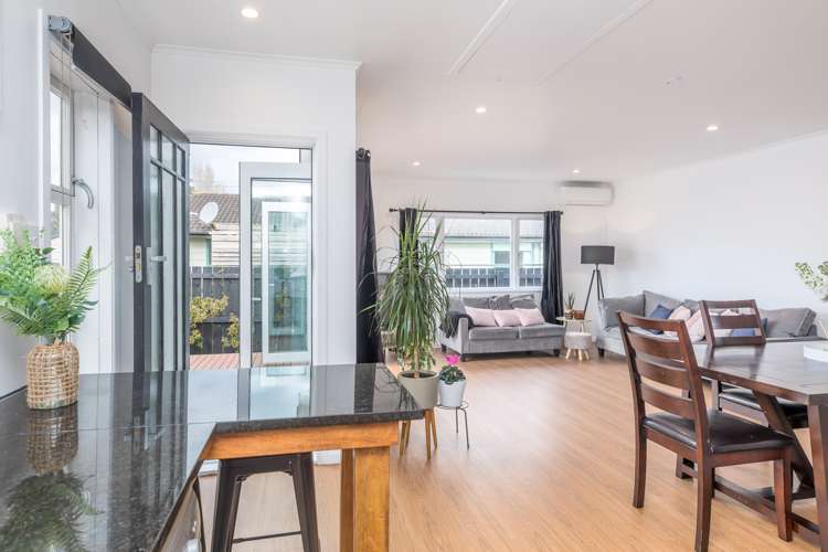 15 Wedgwood Avenue Mangere East_10