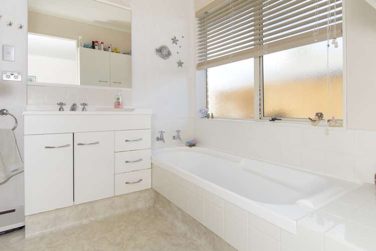 23 The Gardens Drive Papamoa_17